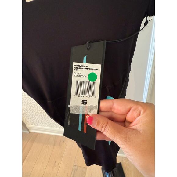 Moolah Women's Blacktop Basketball Padded Compression Top Size S - Picture 8 of 9